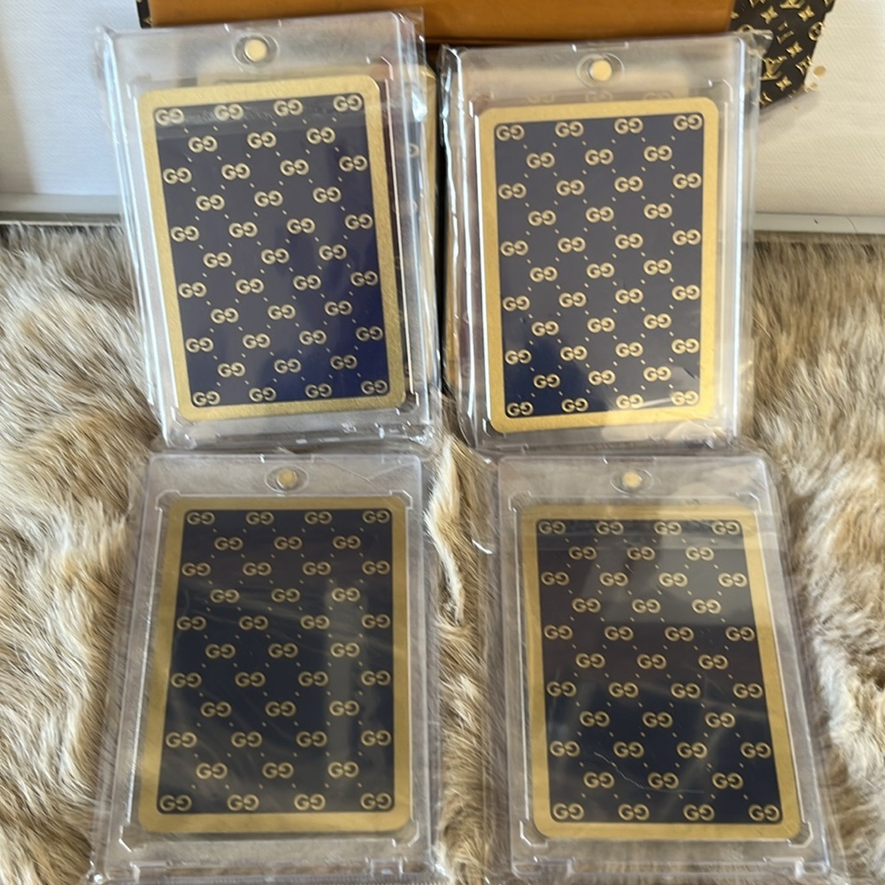 Gucci Playing card Monogram blue Vintage. One Gucci Authenticated Playing Card. - Picture 5 of 7